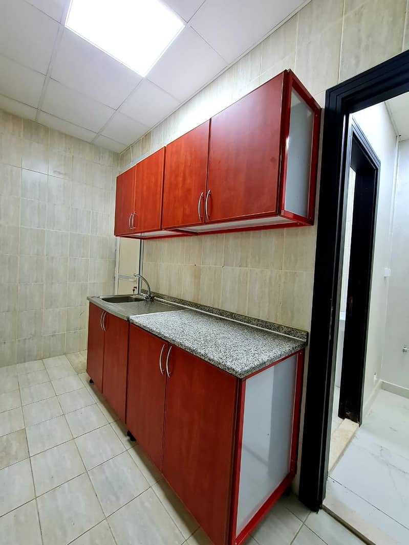 SPECIOUS 2 BEDROOM HALL WITH AT PRIME LOCATION OF MBZ || 53K