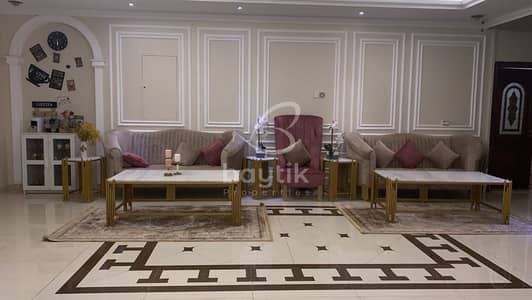 فیلا 6 غرف نوم للايجار في البرشاء، دبي - Full Furnished / Spacious Hallway/ Available