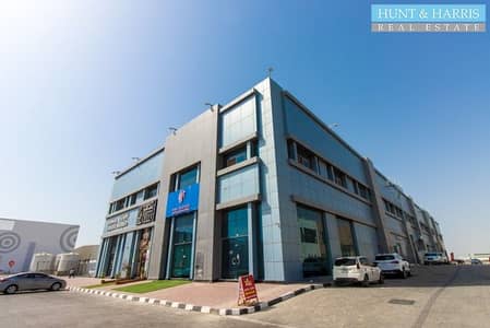 Shop for Rent in Al Dhait, Ras Al Khaimah - Elegant Shop - New Building - Near Center Point
