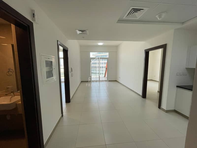 Bright and Beautiful Apartment |  Dubai Creek View