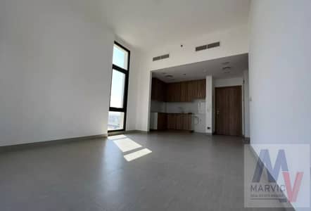 شقة 1 غرفة نوم للبيع في تاون سكوير، دبي - شقة في بارك فيوز شقق الروضة تاون سكوير 1 غرف 699000 درهم - 5642356