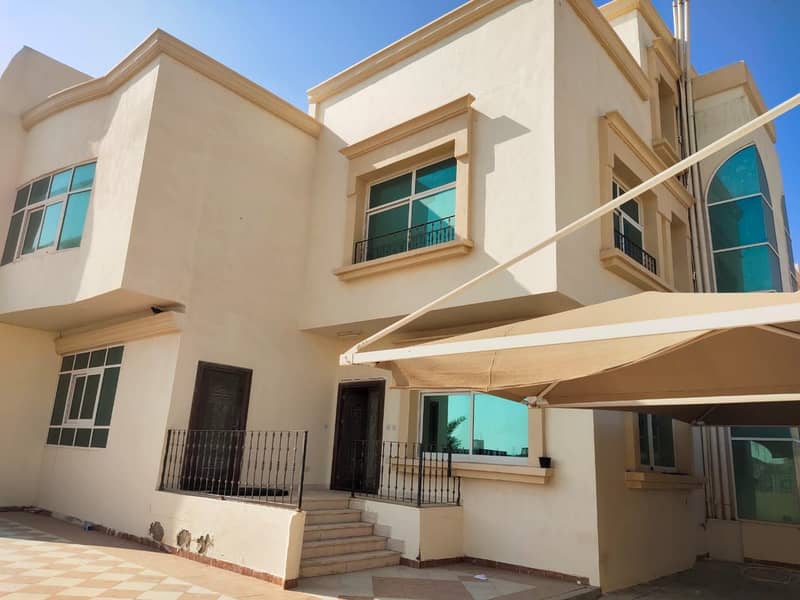 6 BED ROOM WITH MAID ROOM PRIVATE ENTRANCE VILLA
