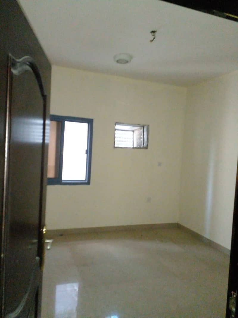 Квартира в Абу Шагара, 2 cпальни, 24000 AED - 5694754