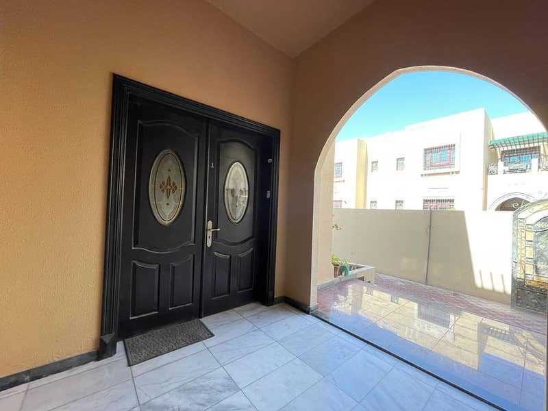 位于哈里发城 1 卧室的公寓 48000 AED - 5694889 位于哈里发城 1 卧室的公寓 48000 AED - 5694889