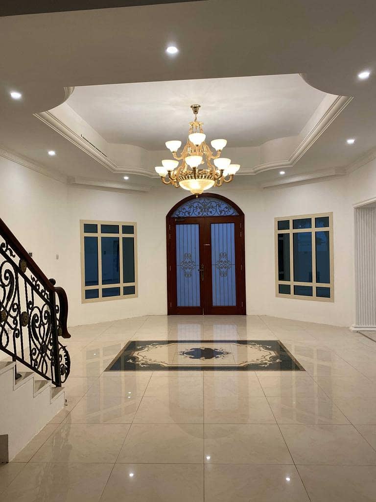 For sale a two-storey villa in Al Khawaneej Al Oula, 6 bedrooms