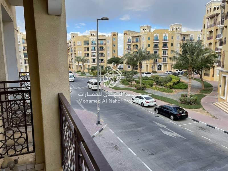 شقة في الحي الإماراتي،المدينة العالمية 1 غرفة 330000 درهم - 5658651