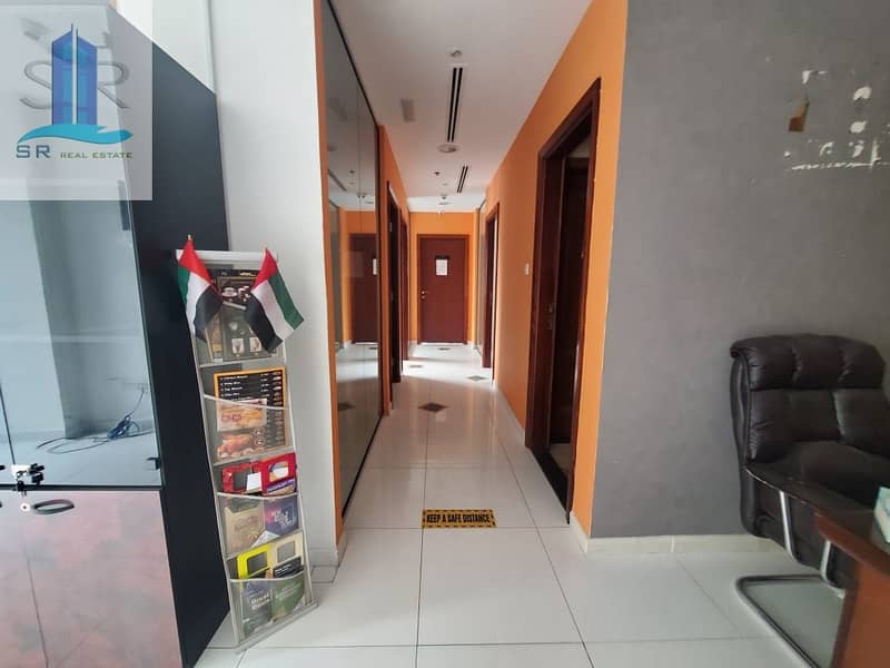 Vacant !! Fitted Furnished  Ready Unit |