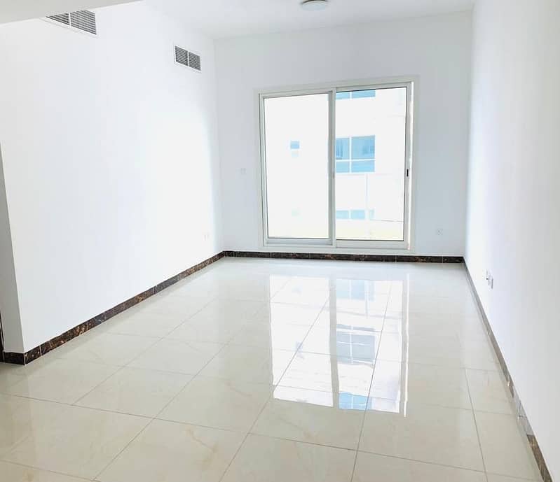 Prime Location Near To Park,Near To Hospital 1 Bedroom Flat With Big Balcony,Free Covered Parking,Built in Wardrobe in AED 38,000/Yearly