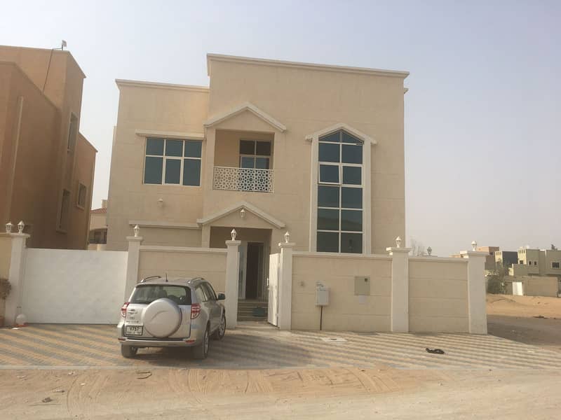 Villa for rent in Ajman Al Helio two floors
 5 rooms, a board, a hall, mons