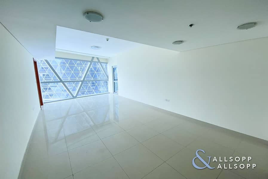 One Bedroom | DIFC View | Vacant | Balcony