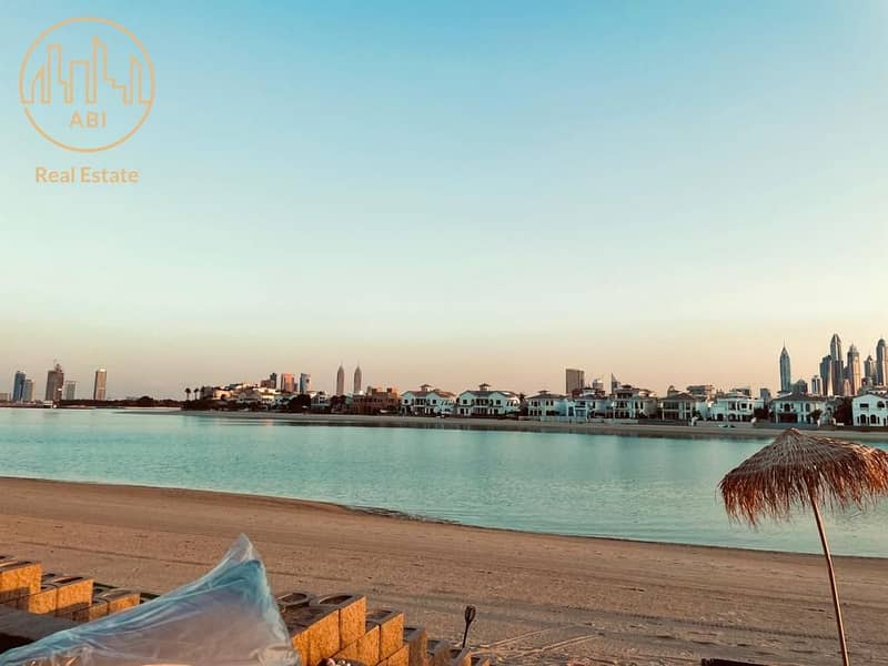 Palm Jumeirah Villa with Towerscape Views