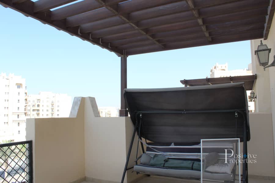 15 1 Bed  | Balcony & Terrace | Closed Kitchen