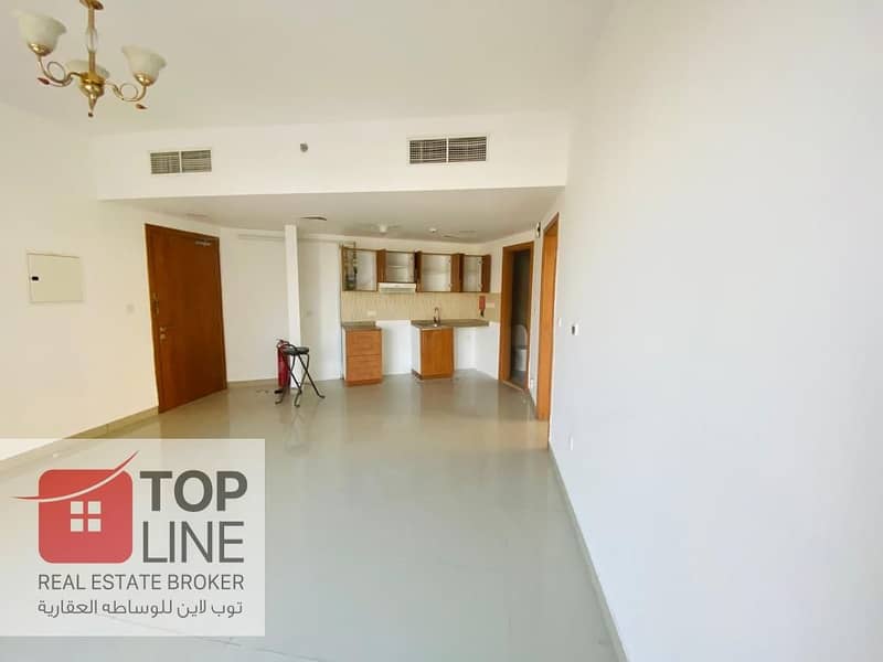 Graceful Biggest 1BR | W/Parking | Without Balcony