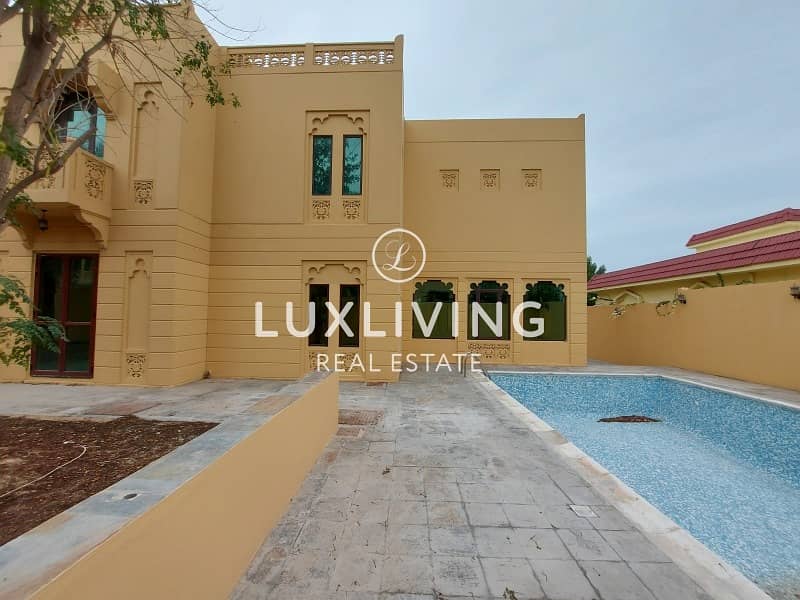 6 Bed Vacant Villa | Private Pool and Garden