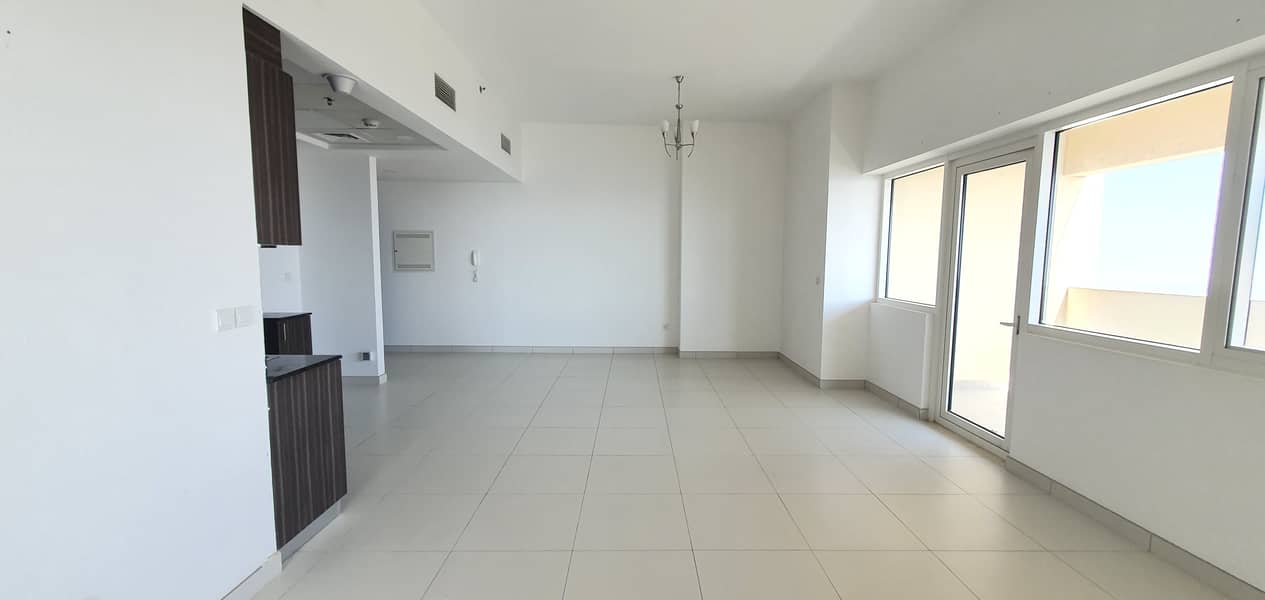 Like brand new 1 bedroom hall kitchen with all facilty in Dubai land area rent 36k in 4/6 chqs payment