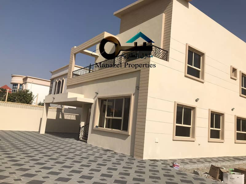 For rent in the Al-Jurf area, a new villa, the first inhabitant, very excellent finishing on the tar street, a privileged location and close to servic