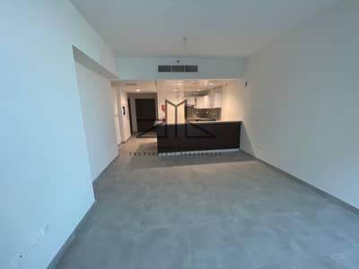 2 Bedroom Flat for Rent in Al Raha Beach, Abu Dhabi - One Month Free | 2 Master Bedroom | Maids Room