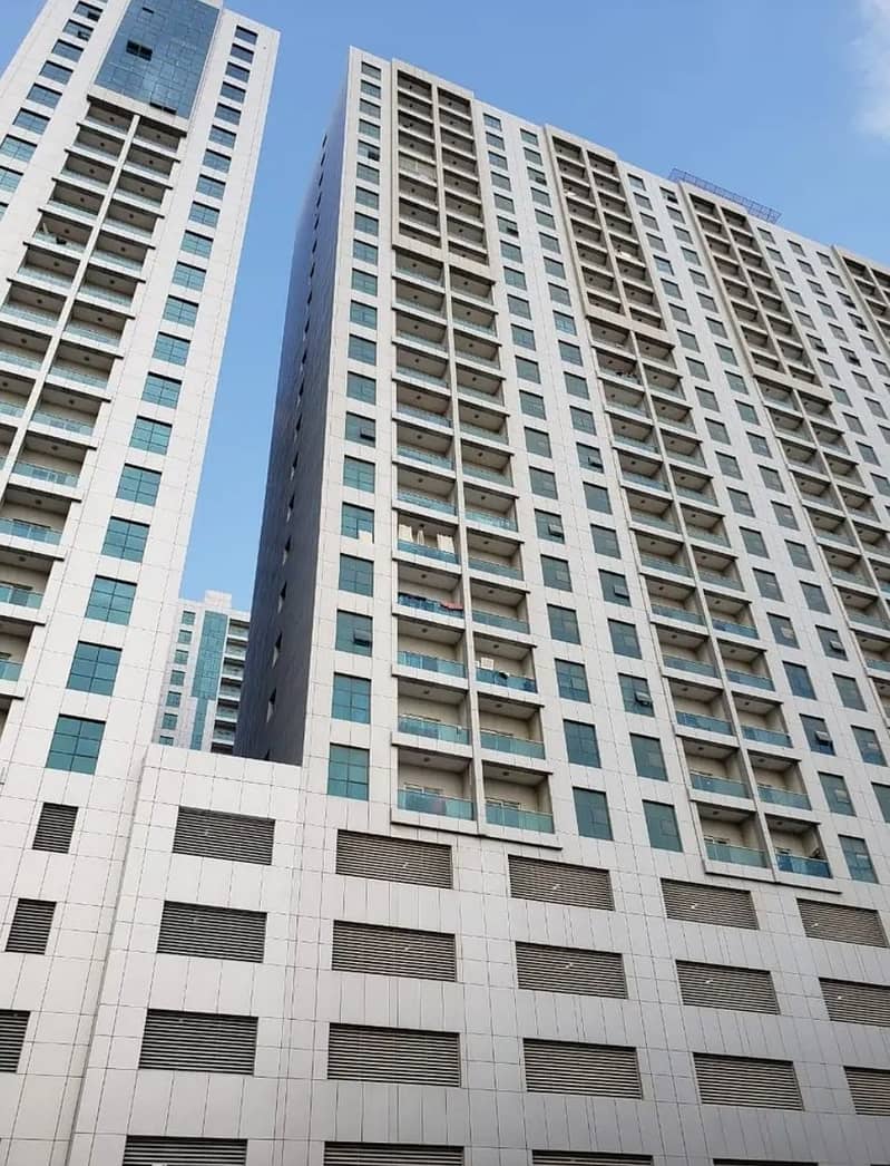 SPACIOUS  ONE BEDROOM CITY TOWERS WITH  PARKING WITH 8 YEARS PAYMENT PLAN