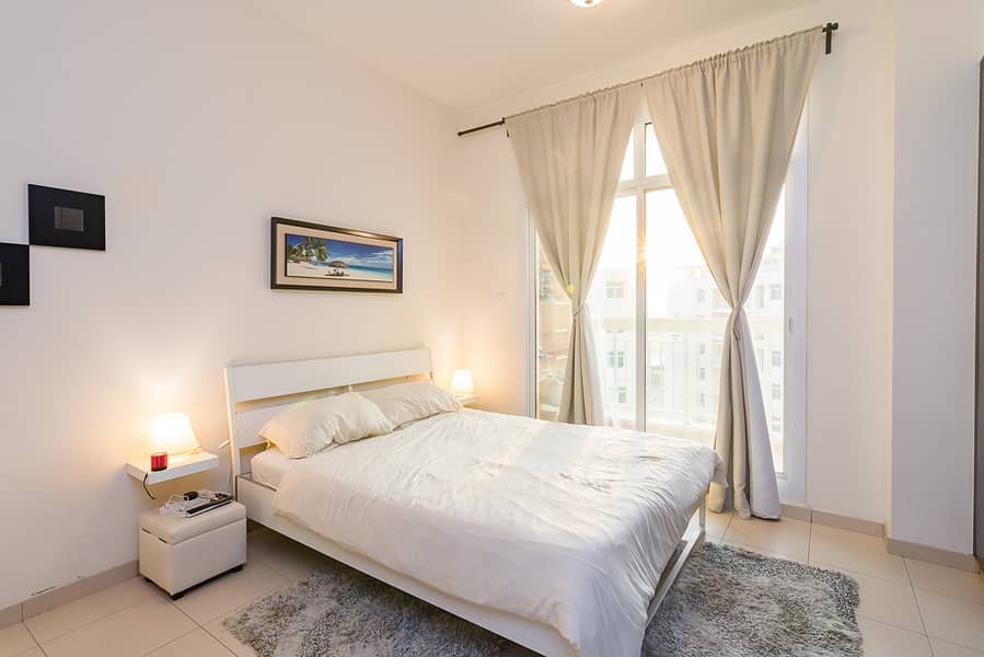 Spacious One bedroom for sale in  Mazaya 3, Queue Point