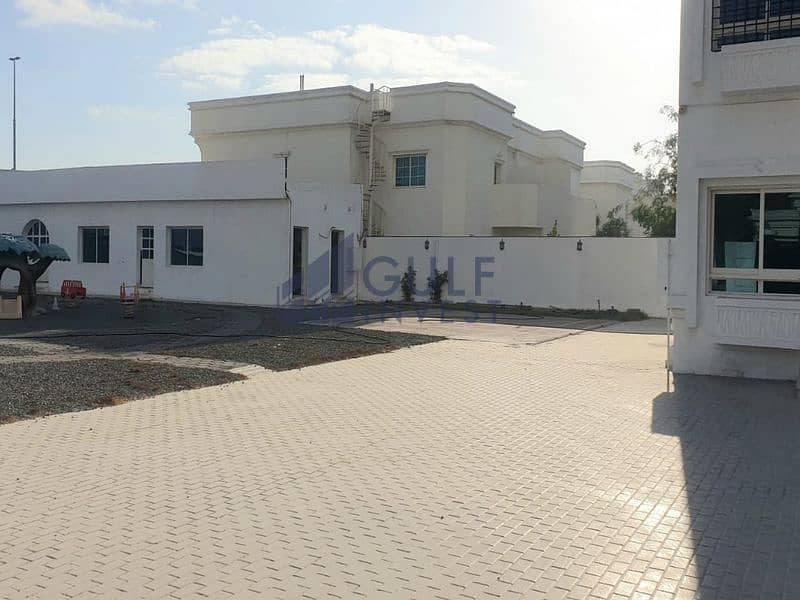 Beautiful Large 8 + bed Commercial Villa in Safa 2