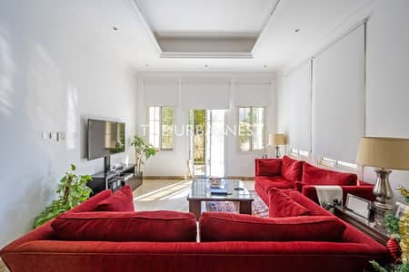 4 Bedroom Villa for Sale in The Villa, Dubai - Well Maintained 4BR Custom Villa | Private Garden