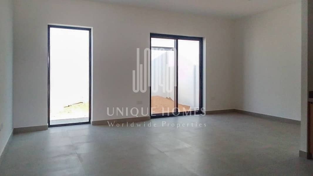 BRAND NEW I ELEGANT UNIT I GROUND FLOOR