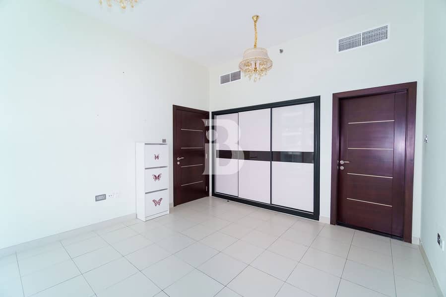 Квартира в Дубай Студио Сити，Глитц 3, 1 спальня, 580000 AED - 5712300