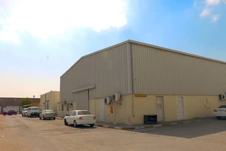 مستودع  للبيع في مصفح، أبوظبي - مستودع في المدينة الصناعية في أبوظبي مصفح 16000000 درهم - 5715532