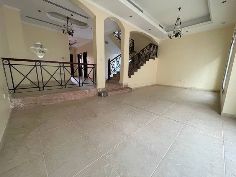 4Bedroom Plus Maidsroom Villa With Private Entrance Private Yard
