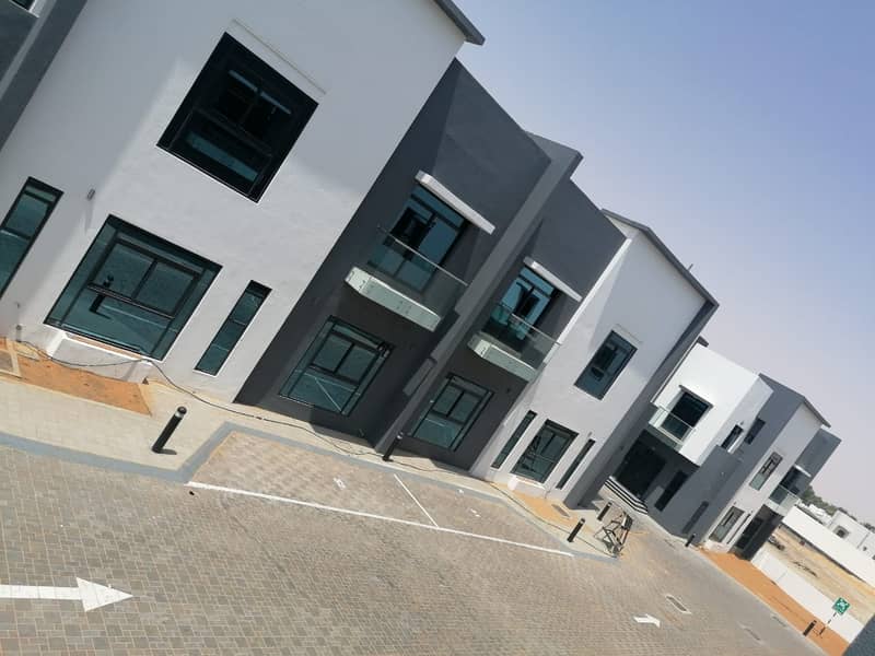 Brand New Quality 4 Master BR Villa in Marakhaniya Al Ain| Community Gated