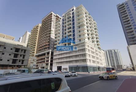1 Bedroom Apartment for Sale in Jumeirah Village Circle (JVC), Dubai - Vacant One Bedroom Apt. + Laundry | Best Offer