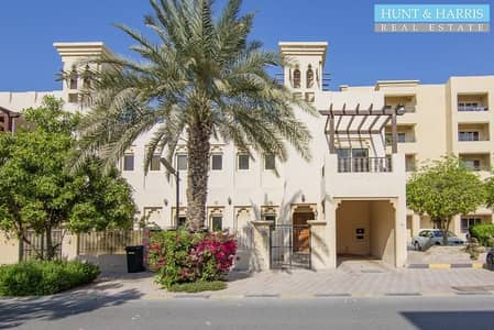 3 Bedroom Townhouse for Rent in Al Hamra Village, Ras Al Khaimah - Rome Street - Available Now - Lagoon & Golf Course View