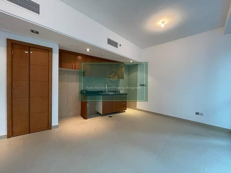 شقة في برج المرجان دانة أبوظبي 45000 درهم - 5636198