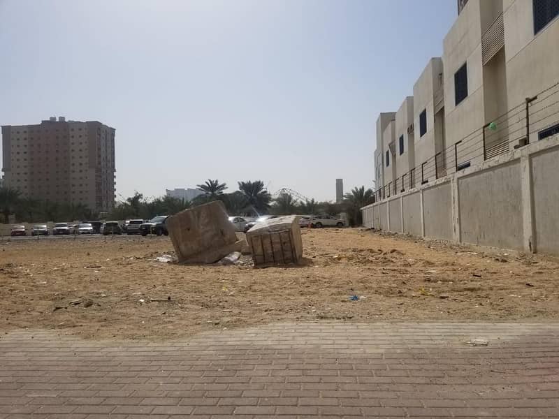 For sale an exclusive land in a privileged location at a very affordable price in Ajman, Al Nuaimiya 1 area, next to the Academy and Al Hikma School