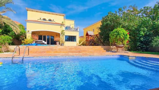 4 Bedroom Villa for Rent in Jumeirah Park, Dubai - Private Pool | View today | Family Home