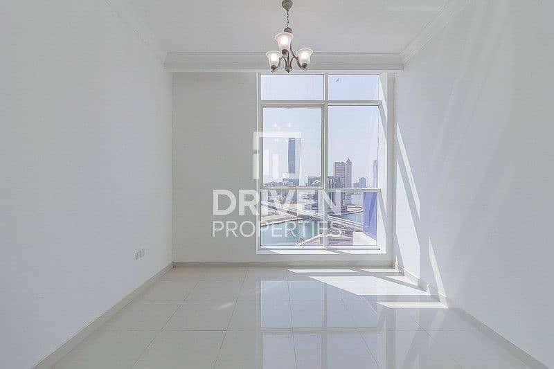 2 Amazing 2 Bed Apt with Burj and Canal View