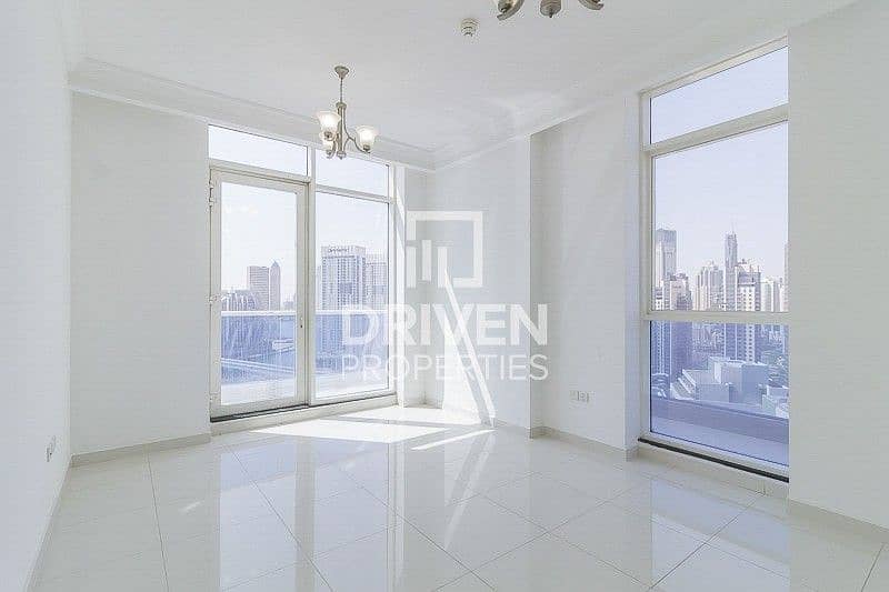4 Amazing 2 Bed Apt with Burj and Canal View