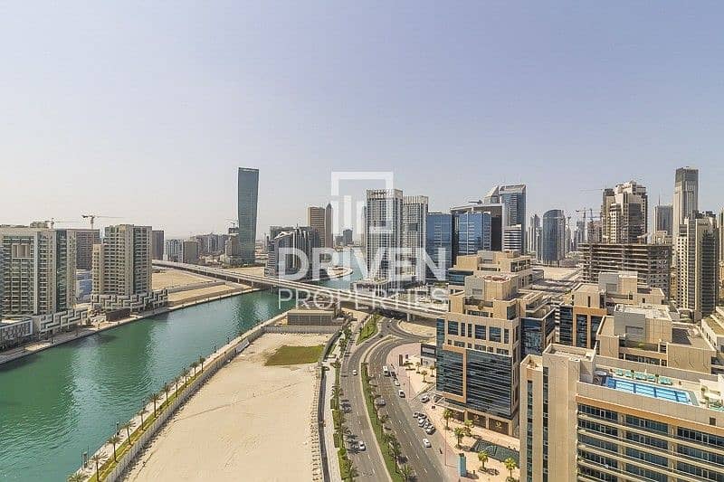 6 Amazing 2 Bed Apt with Burj and Canal View