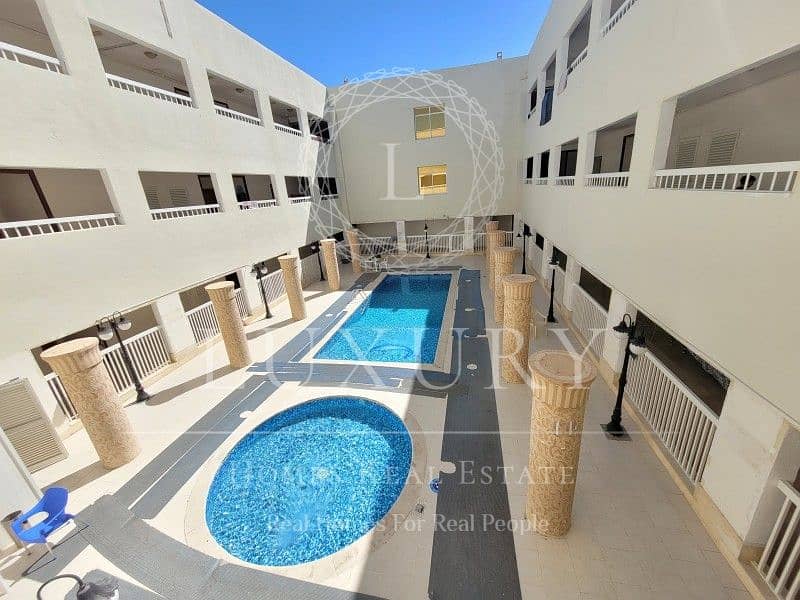 Amazing in 6 Payments With Swimming Pool  And Gym