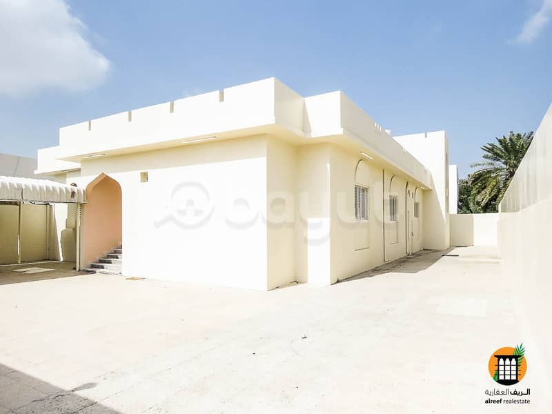 Villa for rent    Al- Jezat Sharjah With air conditioners New comprehensive maintenance