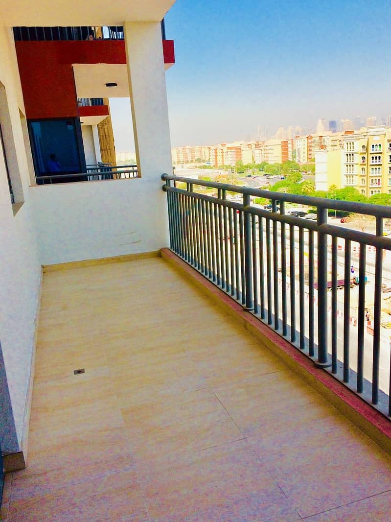 5 Brand New| Spacious 1Bed | Chiller Free|