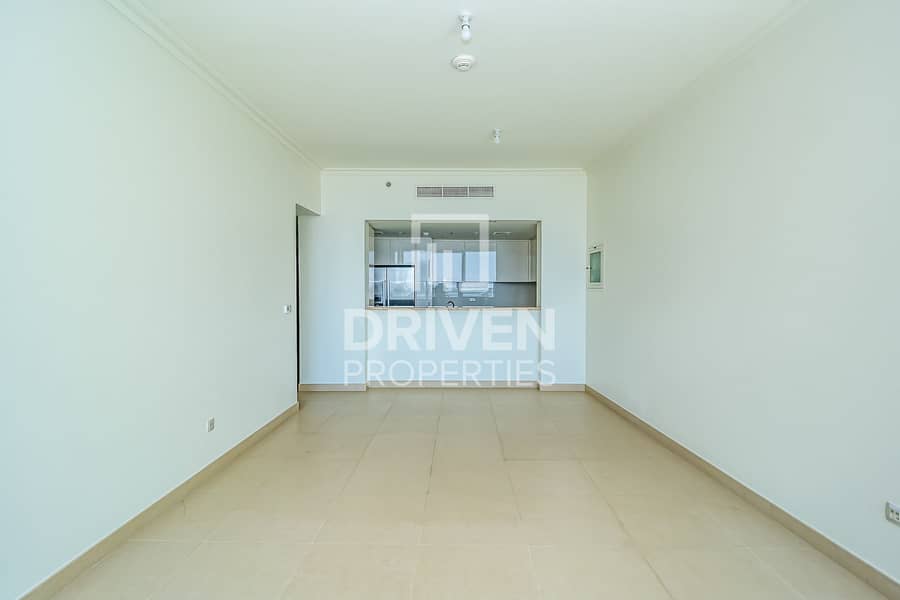 Spacious Apt with Full Burj Khalifa View