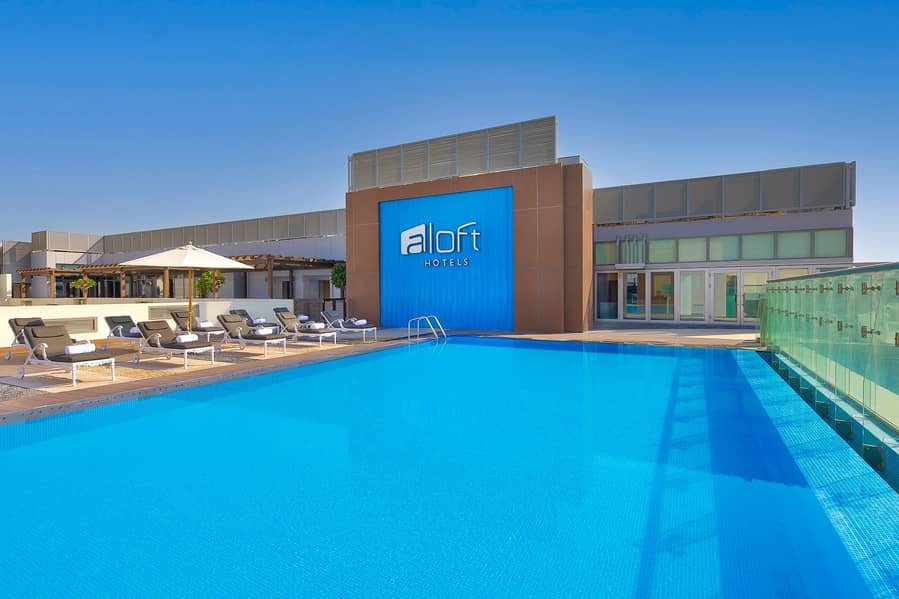 10 Element Dubai Airport Rooftop Pool
