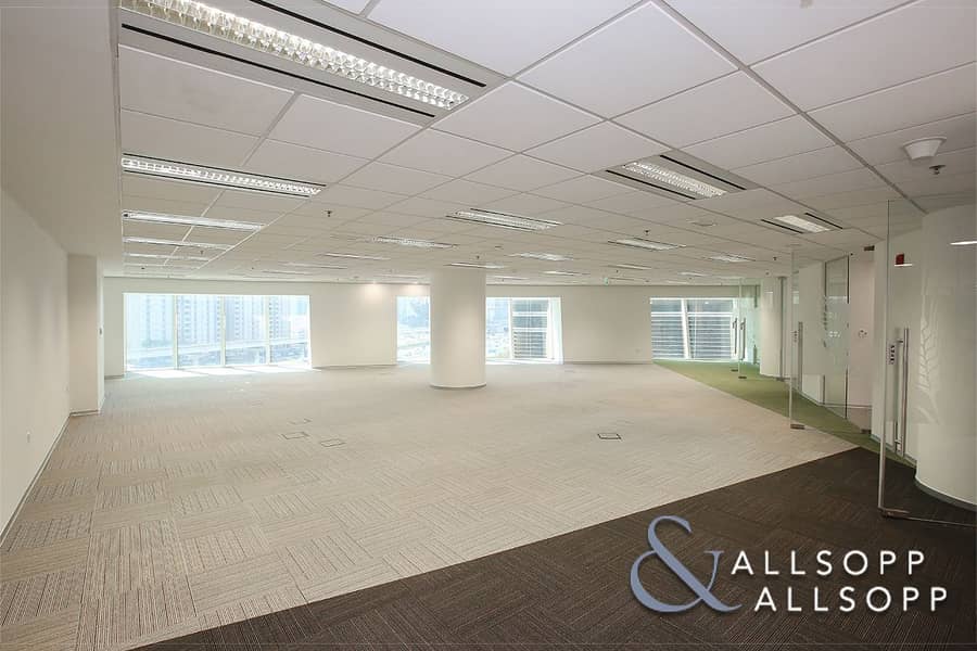 4 Fully Fitted | Vacant Office | Access to SZR