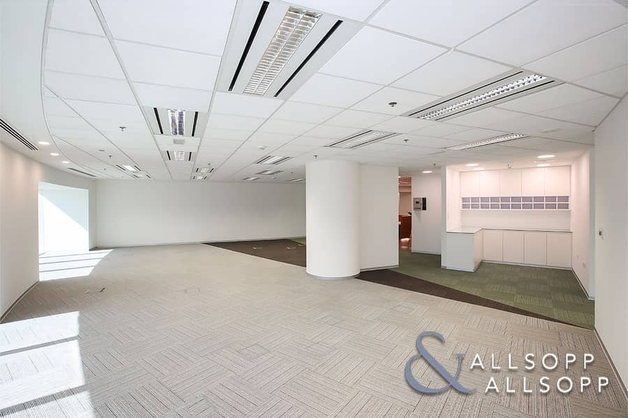 15 Fully Fitted | Vacant Office | Access to SZR