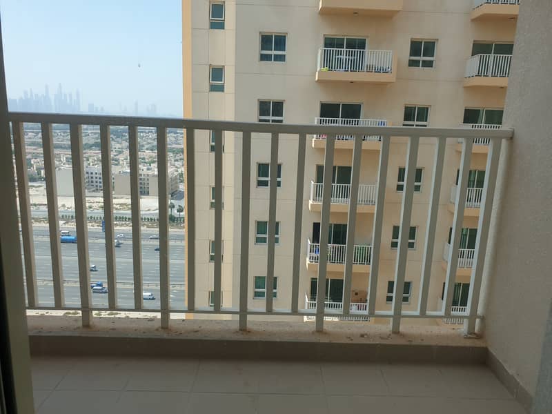 19 High floor | 2 BR + M | Well Maintained | Centrium
