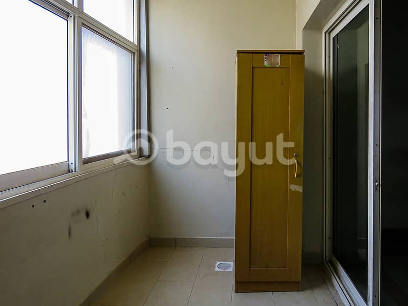 Prime Location I Best Offer I For Bachelor - Image 9