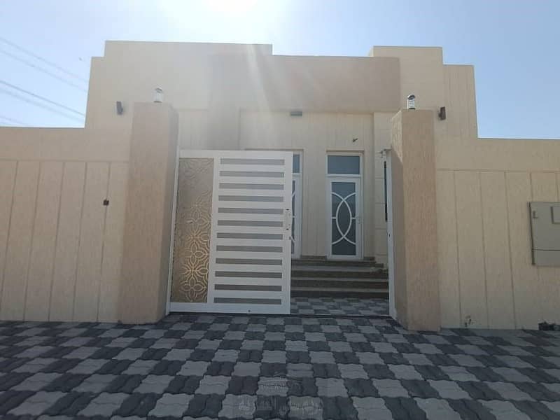 Villa for sale, Ajman, Al Helio area, modern design, super deluxe, with the possibility of bank financing
