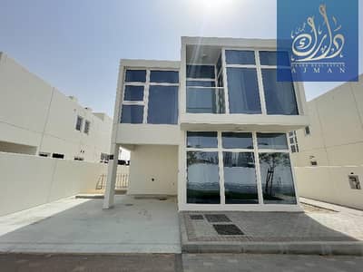 BRAND NEW HOME VILLA | GOOD AMBIANCE | ACCESSIBLE LOCATION