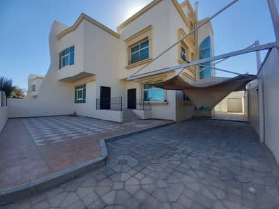 PRIVATE ENTRANCE 6BHK VILLA WITH HUGE YARD-150K